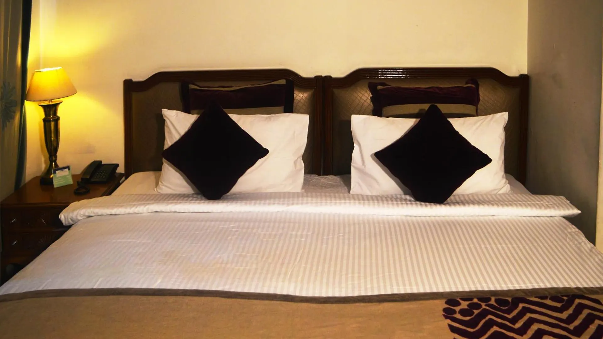 Resort Marigold Sarovar Portico Shimla